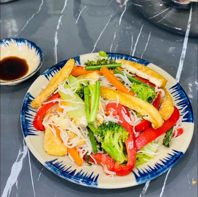 Bún xào chay là gì