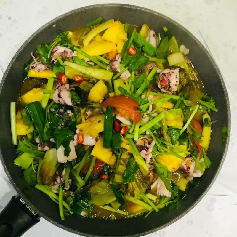 Bước 2 Xào mực