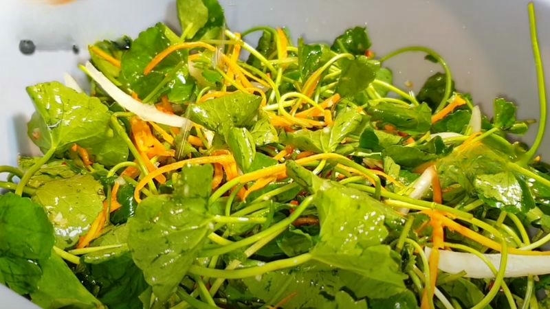 Cách làm nộm rau má chay thơm ngon