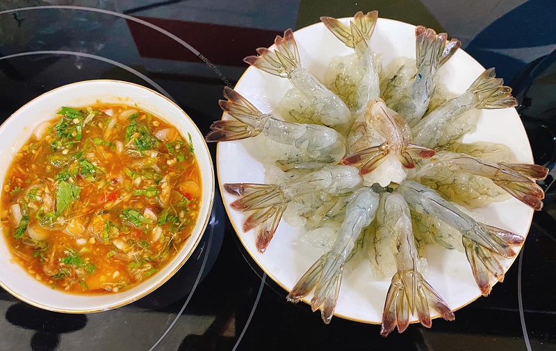 Cách sơ chế tôm và nguyên liệu – Bước không thể bỏ qua