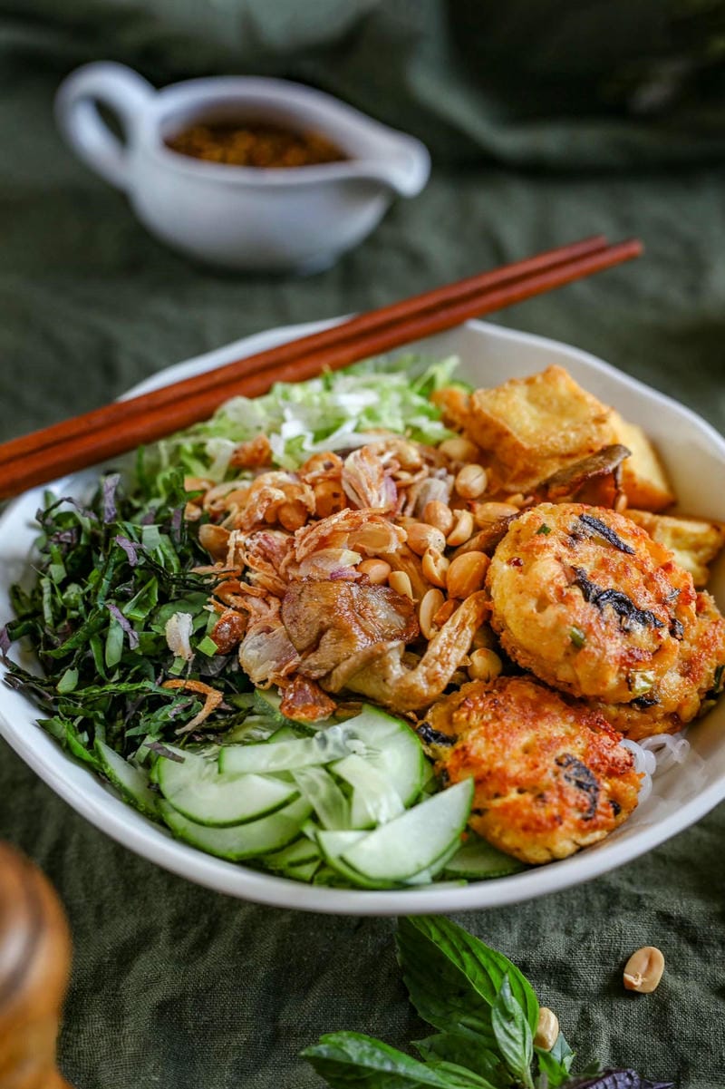 Lợi ích của món bún nước tương chay