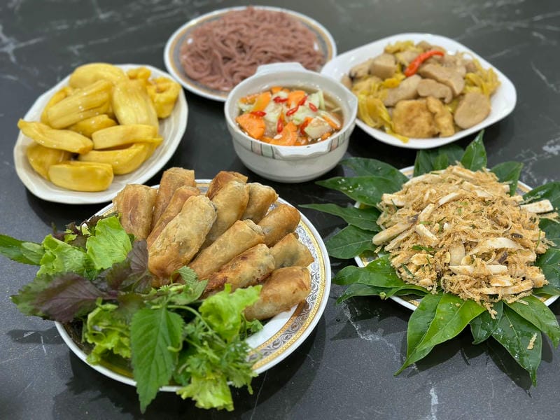 Mẹo làm chả giò chay giòn lâu