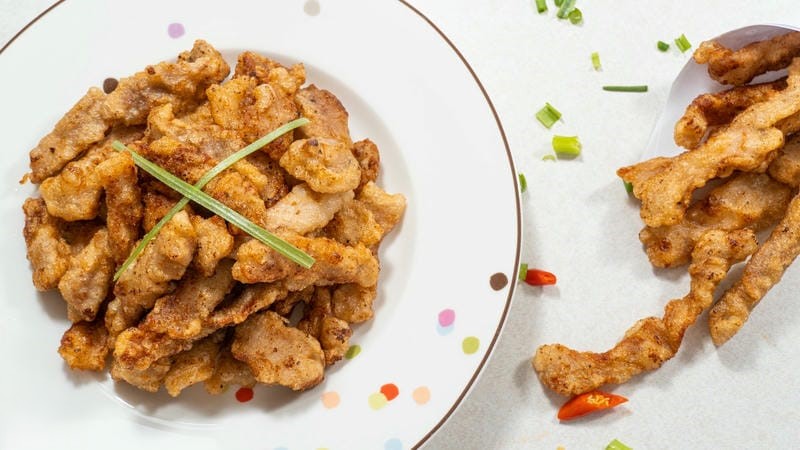 Mẹo làm thịt rang chua ngọt không bị khô hay mặn