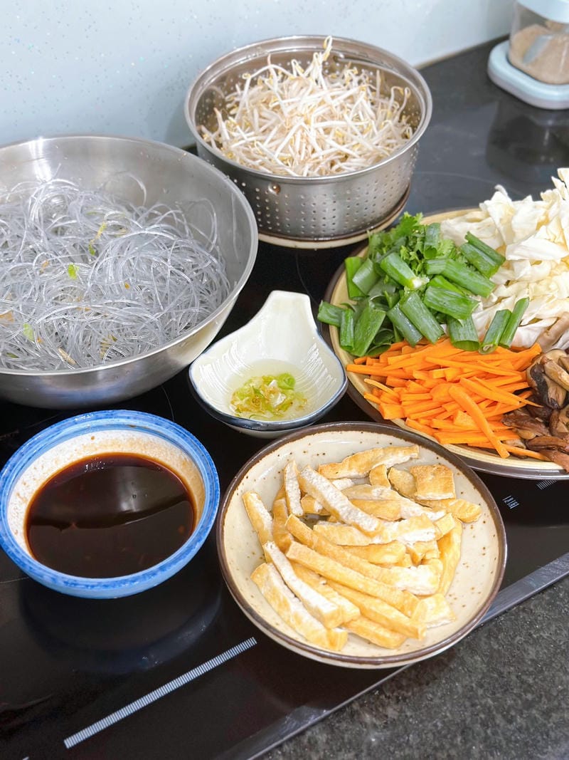 Nguyên liệu làm miến xào chay