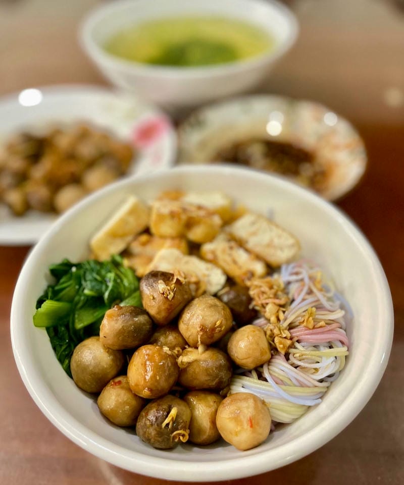 Nguyên liệu nấu bún thái chay