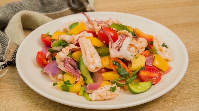 Vì sao mực xào chua ngọt lại được ưa chuộng
