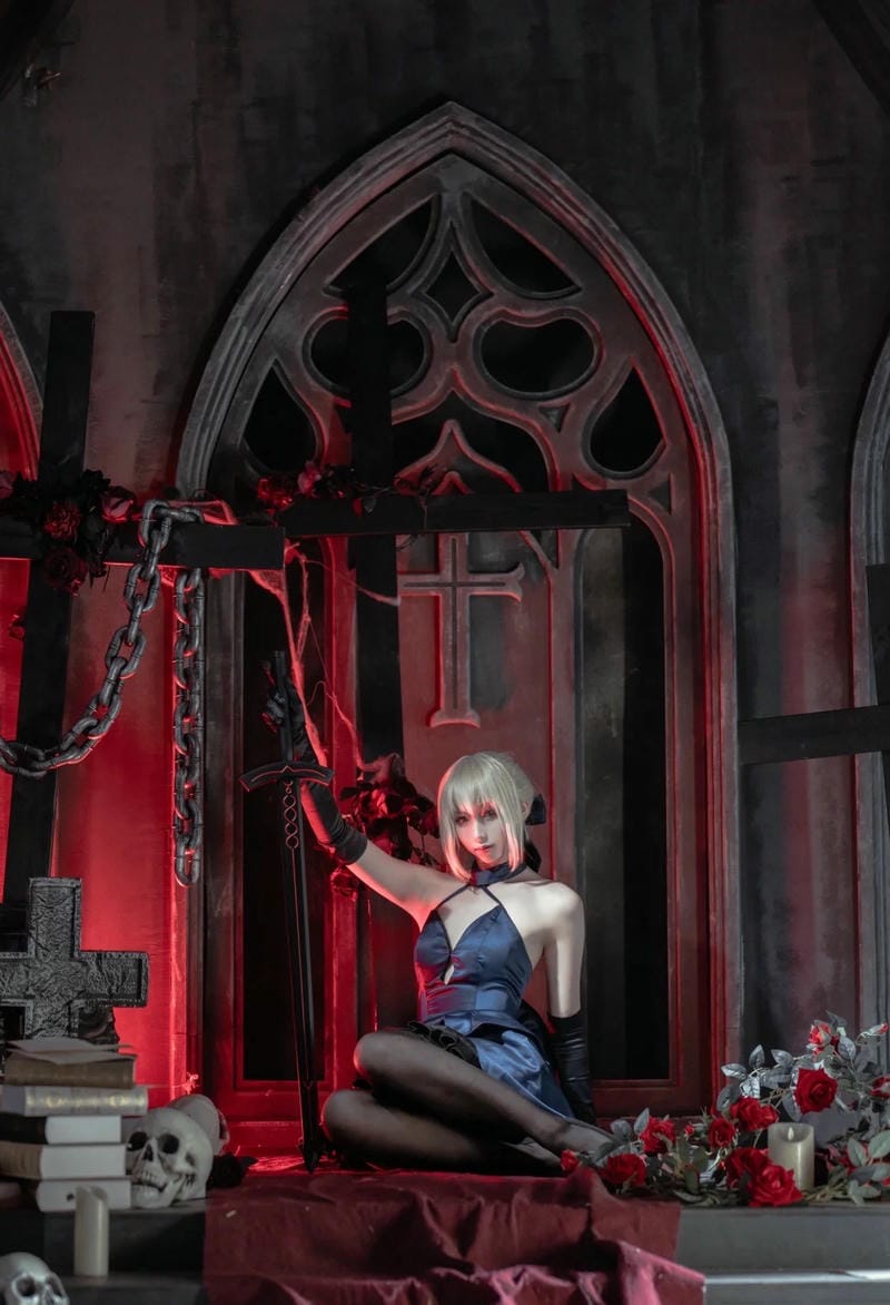 saber cosplay (18)