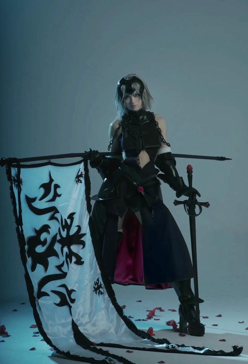 saber cosplay (5)
