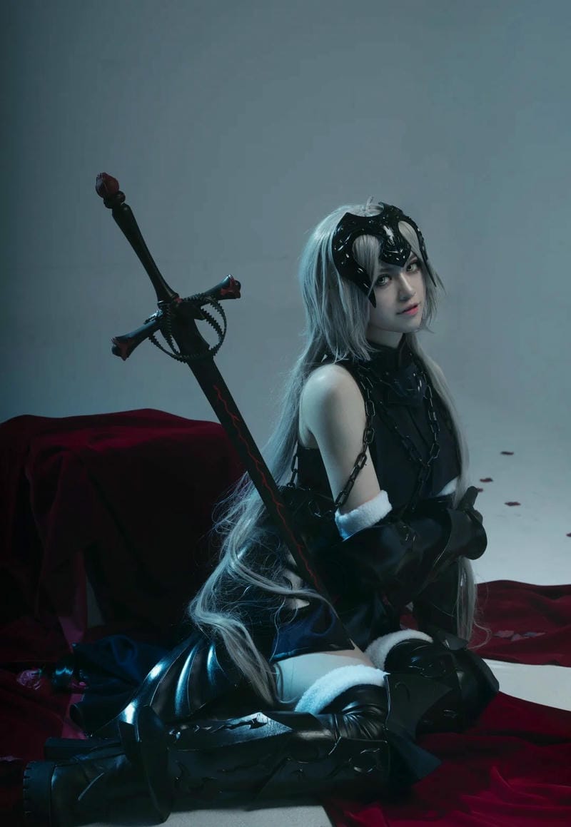 saber cosplay (6)